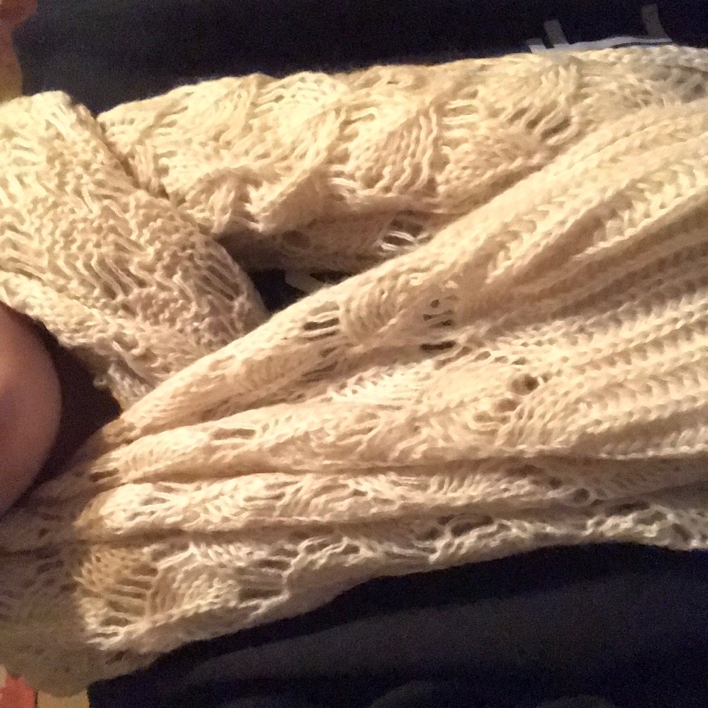 Modena Ivory Crochet Knit Scarf